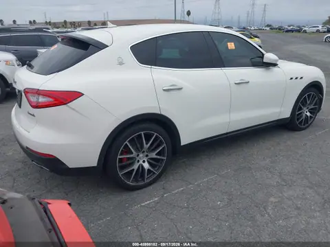 2017 Maserati Levante VIN ZN661XUAXHX243822 фото 4