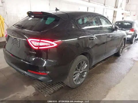 2020 Maserati Levante VIN ZN661YUS1LX343623 фото 4