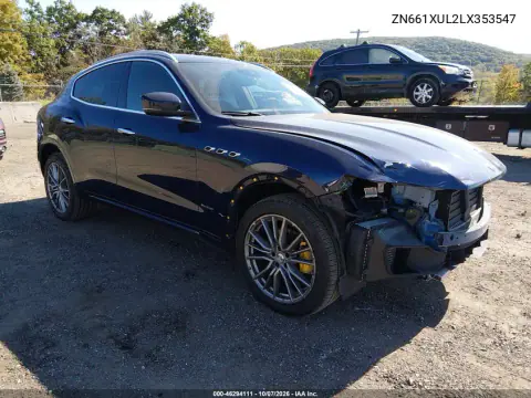 ZN661XUL2LX353547 — 2020 Maserati Levante, Передняя часть, фото до ремонта
