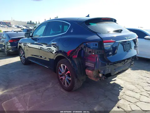 2021 Maserati Levante VIN ZN661XUA5MX370858 фото 3