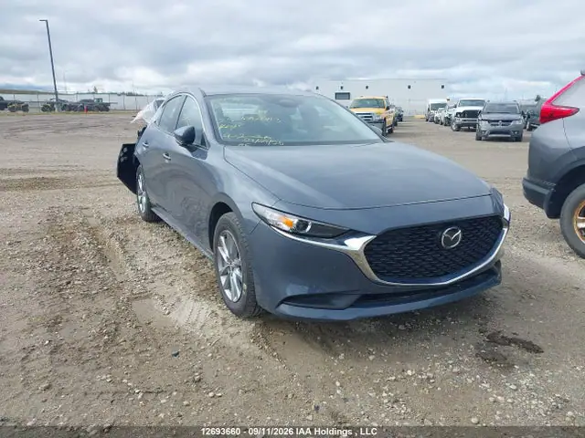 JM1BPBCM5S1779617 — 2025 Mazda 3 Preferred, Задняя часть (Rear), фото до ремонта