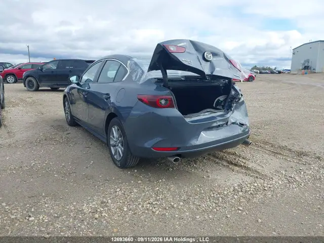 JM1BPBCM5S1779617 — 2025 Mazda 3 Preferred, фото 3 с аукциона IAAI 13.10.2026, Задняя часть