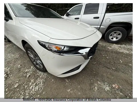 JM1BPACM5S1778994 — 2025 Mazda 3 Preferred, Передняя часть (Front), фото до ремонта