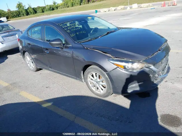 3MZBN1T70JM221537 — 2018 Mazda 3 SE, Передняя часть справа (Right Front), фото до ремонта