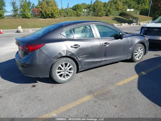 3MZBN1T70JM221537 — 2018 Mazda 3 SE, фото 4 с аукциона IAAI 29.09.2026, Передняя часть справа
