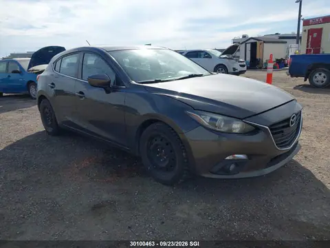 JM1BM1L71E1103232 — 2014 Mazda 3 Touring, Вандализм (Vandalized), фото до ремонта