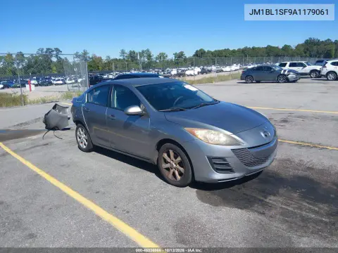 JM1BL1SF9A1179061 — 2010 Mazda 3, Сзади, фото до ремонта