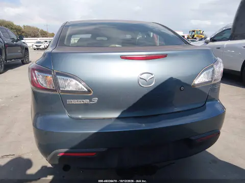 2011 Mazda Mazda3 I Sport VIN JM1BL1UF1B1424353 фото 17