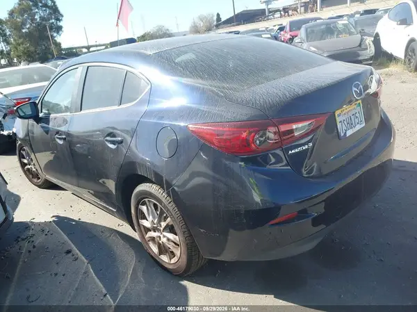JM1BM1U75G1308277 — 2016 Mazda 3, фото 3 с аукциона IAAI 14.10.2026, Передняя часть слева