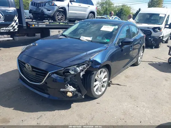 JM1BM1X30G1296175 — 2016 Mazda 3, фото 2 с аукциона IAAI, Передняя часть слева
