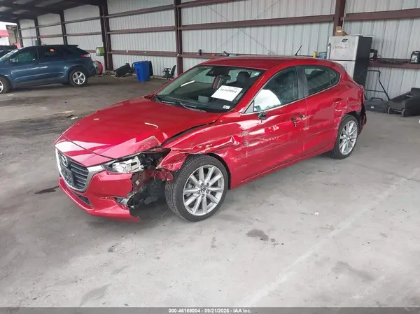 3MZBN1L72HM137813 — 2017 Mazda 3, фото 2 с аукциона IAAI 13.10.2026, Левый бок