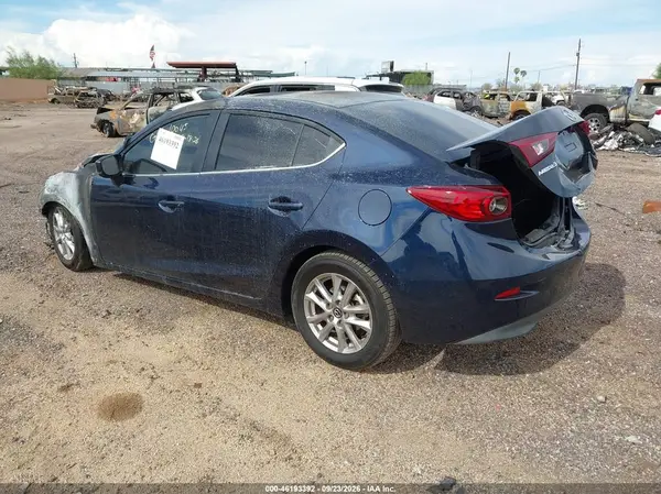 3MZBN1U70HM126484 — 2017 Mazda 3, фото 3 с аукциона IAAI, Передняя часть справа