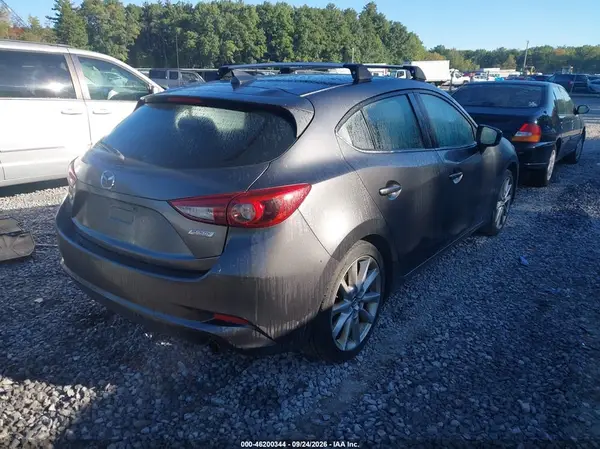 JM1BN1M35H1144363 — 2017 Mazda 3, фото 4 с аукциона IAAI 13.10.2026, Левый бок