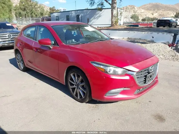 3MZBN1L75HM150233 — 2017 Mazda 3, Естественный износ (Normal Wear & Tear), фото до ремонта