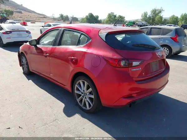 3MZBN1L75HM150233 — 2017 Mazda 3, фото 3 с аукциона IAAI, Естественный износ