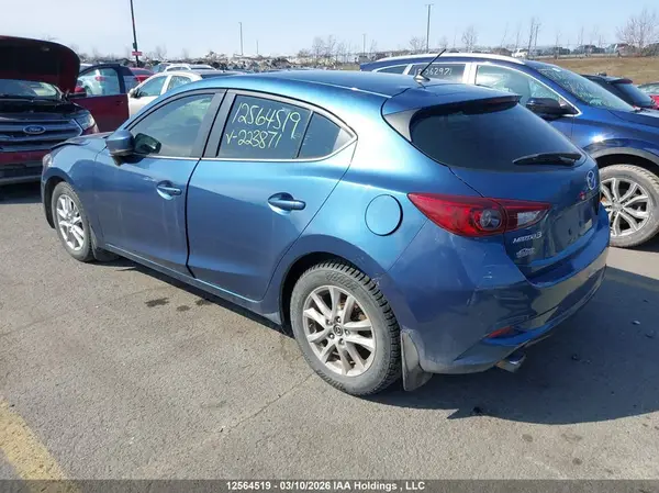 3MZBN1L70JM223871 — 2018 Mazda 3, фото 3 с аукциона IAAI, Передняя часть
