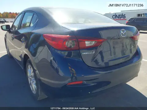 2018 Mazda Mazda3 VIN JM1BN1V72J1171236 фото 4