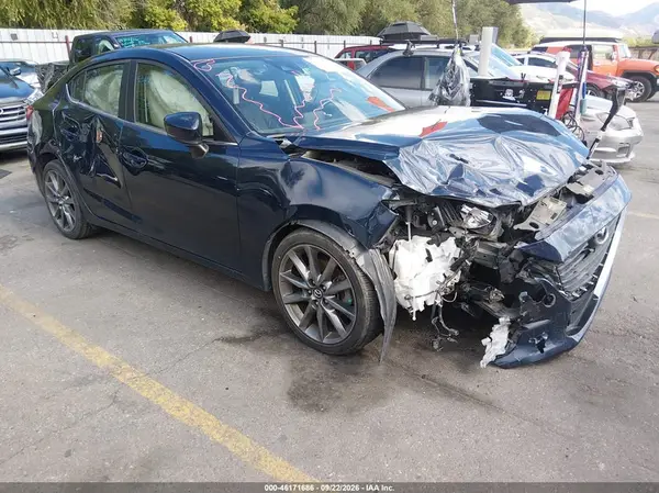 3MZBN1V35JM163743 — 2018 Mazda 3, Передняя часть (Front End), фото до ремонта