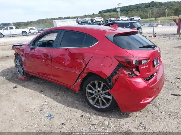 3MZBN1M38JM173488 — 2018 Mazda 3, фото 3 с аукциона IAAI, Передняя часть
