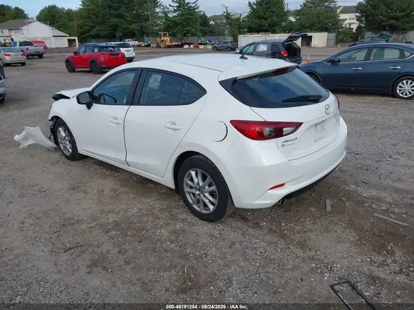 3MZBN1K75JM183644 — 2018 Mazda 3, фото 3 с аукциона IAAI, Передняя часть слева