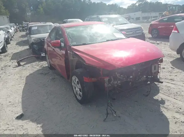 3MZBN1U74JM223516 — 2018 Mazda 3, Передняя часть (Front End), фото до ремонта