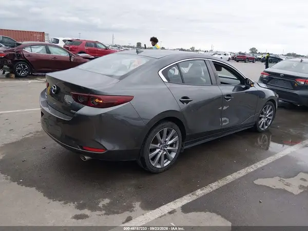 JM1BPACL7K1110945 — 2019 Mazda 3, фото 4 с аукциона IAAI, Передняя часть слева