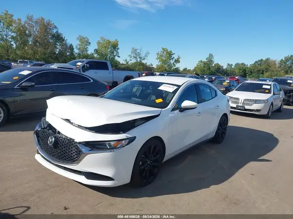 JM1BPACL2K1110724 — 2019 Mazda 3, фото 2 с аукциона IAAI 07.10.2026, Передняя часть