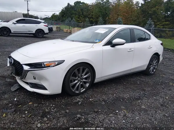 3MZBPADL7LM132749 — 2020 Mazda 3, фото 2 с аукциона IAAI, Передняя часть справа