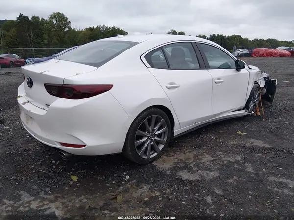 3MZBPADL7LM132749 — 2020 Mazda 3, фото 4 с аукциона IAAI, Передняя часть справа