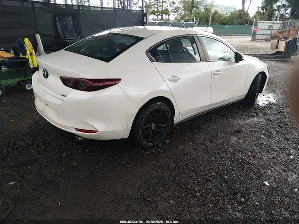 JM1BPADL7L1170191 — 2020 Mazda 3, фото 4 с аукциона IAAI, Левый бок