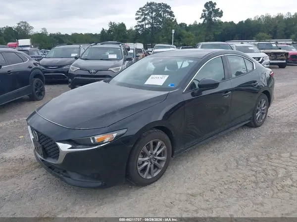 3MZBPAA7XNM307490 — 2022 Mazda 3, фото 2 с аукциона IAAI, Правый бок