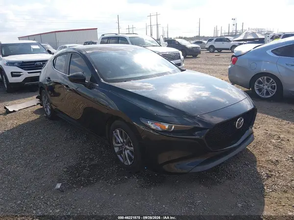 JM1BPAJL9N1505653 — 2022 Mazda 3, Задняя часть (Rear), фото до ремонта