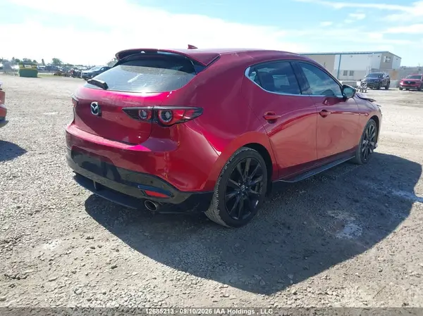 JM1BPBMY4R1653812 — 2024 Mazda 3, фото 4 с аукциона IAAI 28.09.2026, Передняя часть