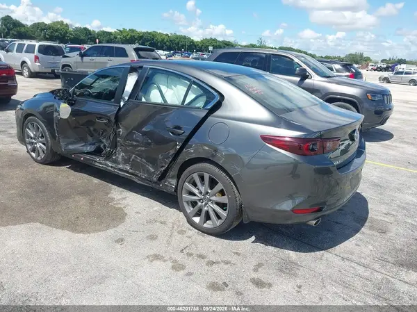 3MZBPACM8SM451876 — 2025 Mazda 3, фото 3 с аукциона IAAI, Левый бок