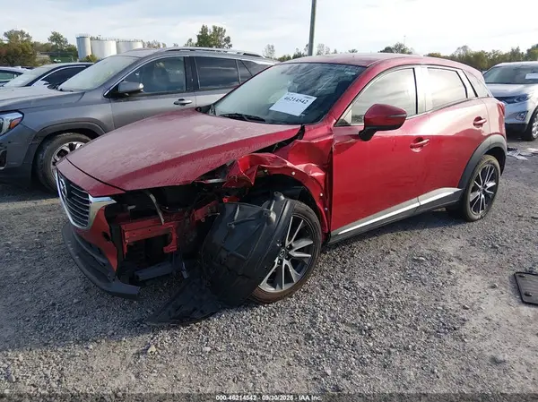 JM1DKBD78G0116961 — 2016 Mazda CX-3, фото 2 с аукциона IAAI 06.10.2026, Передняя часть слева