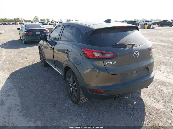 JM1DKDD79H0146810 — 2017 Mazda CX-3, фото 3 с аукциона IAAI, Передняя часть