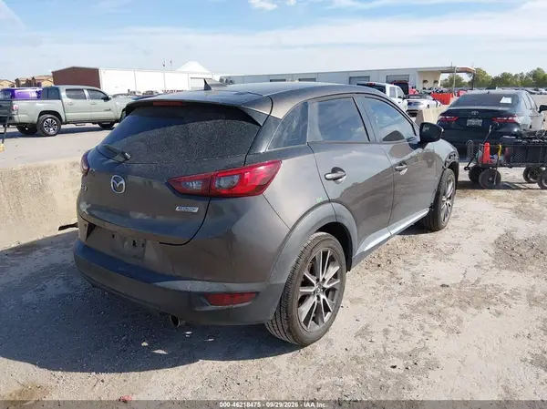 JM1DKDD79H0146810 — 2017 Mazda CX-3, фото 4 с аукциона IAAI, Передняя часть