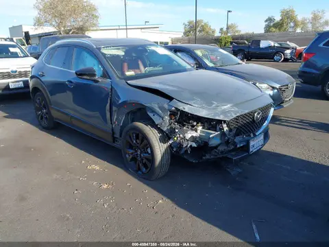 3MVDMBCM0RM667904 — 2024 Mazda CX-30 2.5 S Carbon Edition, Передняя часть справа (Right Front), фото до ремонта