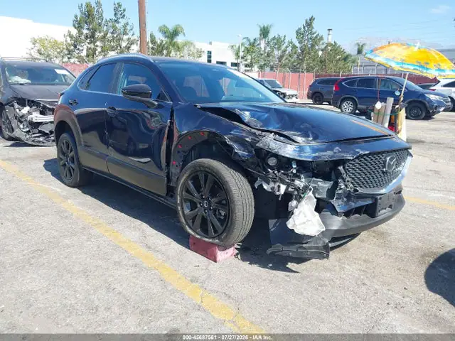3MVDMBBM3RM639483 — 2024 Mazda CX-30 2.5 S Select Sport, Передняя часть справа (Right Front), фото до ремонта