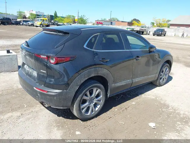 3MVDMBCM3SM808051 — 2025 Mazda CX-30 Gs, фото 4 с аукциона IAAI 14.10.2026, Следы пожара снаружи
