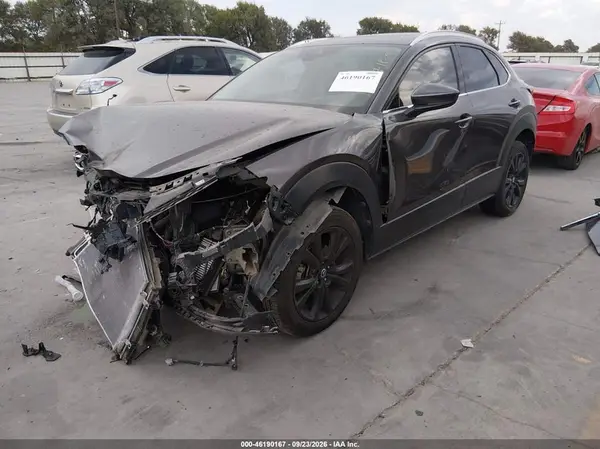 3MVDMBEM4LM109008 — 2020 Mazda CX-30, фото 2 с аукциона IAAI, Передняя часть