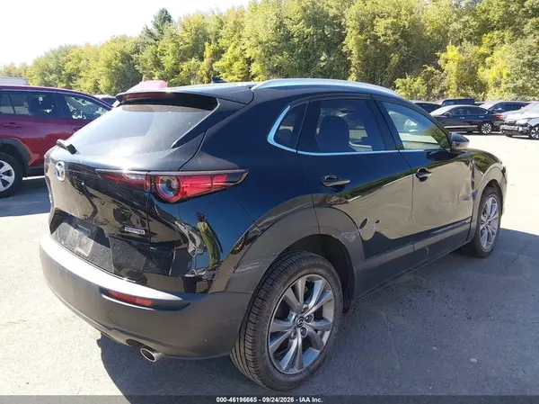 3MVDMBDM4MM218667 — 2021 Mazda CX-30, фото 4 с аукциона IAAI, LEFT & RIGHT SIDE