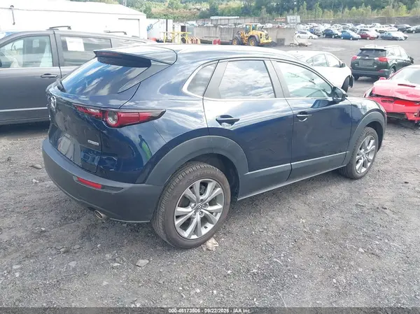 3MVDMBBM2PM575806 — 2023 Mazda CX-30, фото 4 с аукциона IAAI 13.10.2026, Подтопление