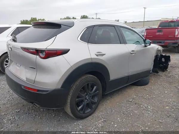3MVDMBBM0RM600995 — 2024 Mazda CX-30, фото 4 с аукциона IAAI, Передняя часть справа