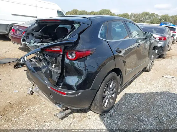 3MVDMBAM6RM699081 — 2024 Mazda CX-30, фото 4 с аукциона IAAI, Передняя часть