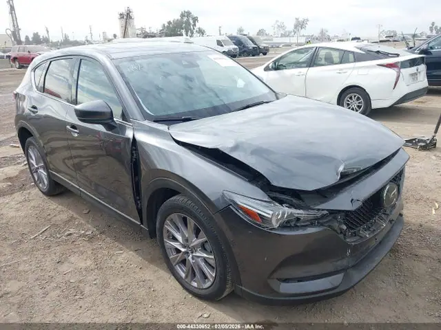JM3KFADM2K1556213 — 2019 Mazda CX-5 Grand Touring, Передняя часть (Front End), фото до ремонта