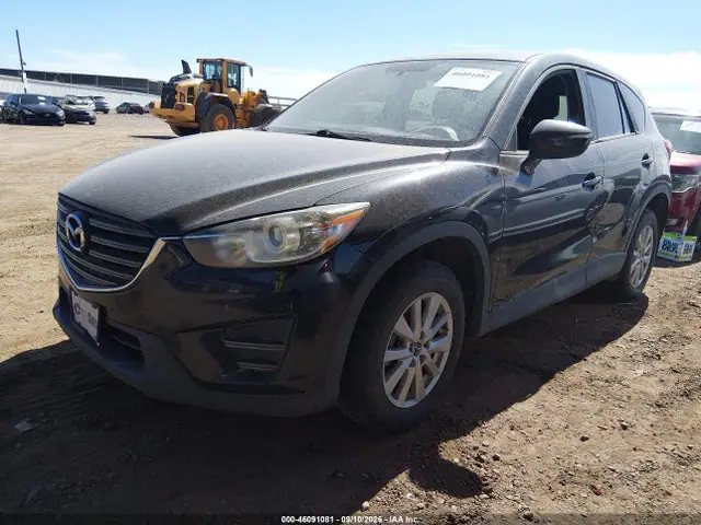 JM3KE4BY9G0767982 — 2016 Mazda CX-5 Sport, фото 2 с аукциона IAAI 13.10.2026, Естественный износ