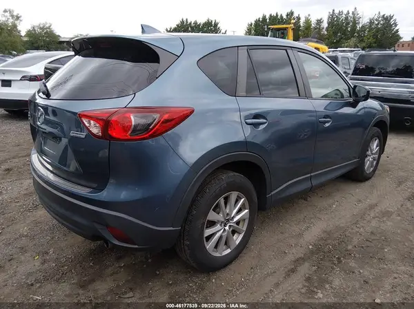 JM3KE4CYXG0861223 — 2016 Mazda CX-5, фото 4 с аукциона IAAI 29.09.2026, Естественный износ