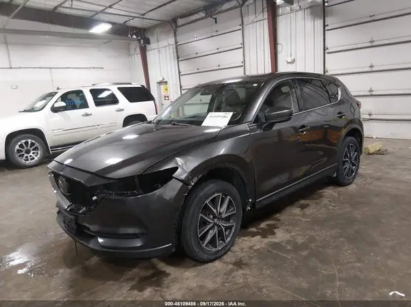 JM3KFBDL5H0204495 — 2017 Mazda CX-5, фото 2 с аукциона IAAI 13.10.2026, Передняя часть слева