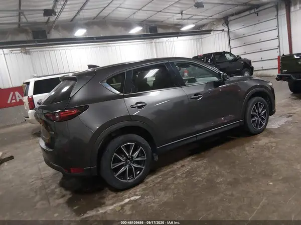 JM3KFBDL5H0204495 — 2017 Mazda CX-5, фото 4 с аукциона IAAI 13.10.2026, Передняя часть слева
